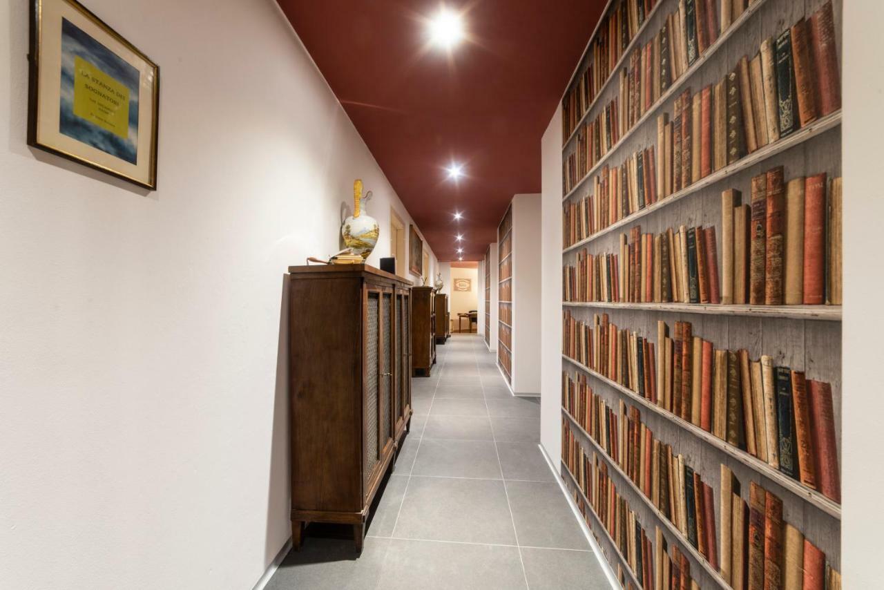 Biblio Rooms Guesthouse Bologne Extérieur photo
