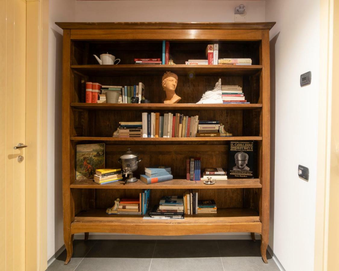 Biblio Rooms Guesthouse Bologne Extérieur photo